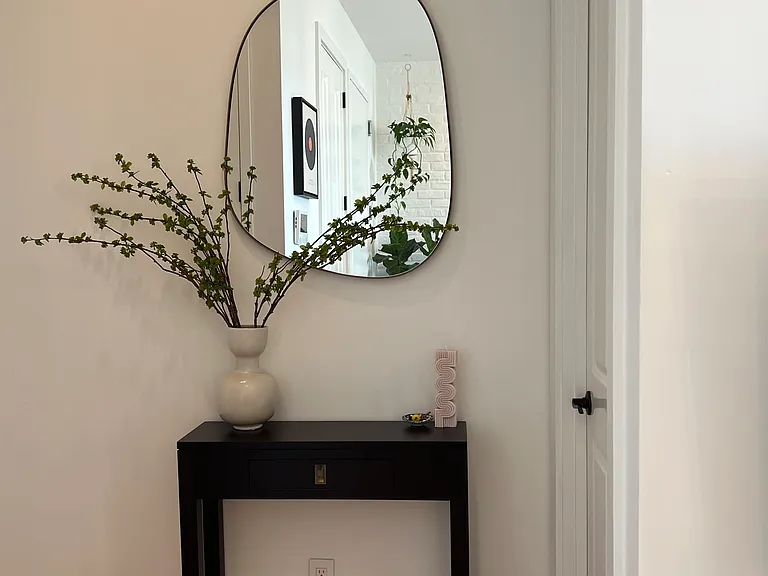 43 Meserole St #4B — Photo 5
