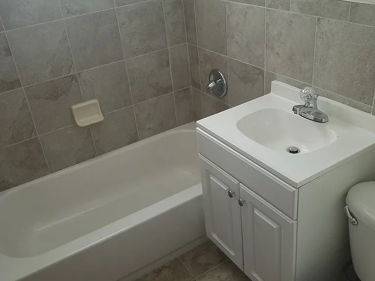 3166 La Paloma Ave #N — Photo 6