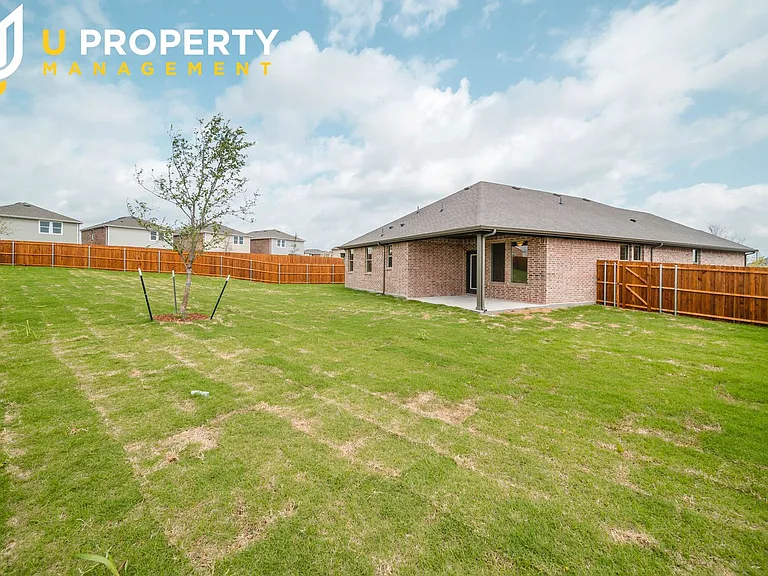503 Virginia Way — Photo 33