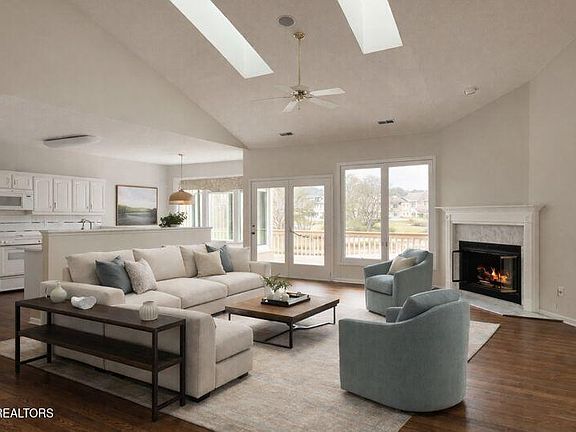 3rd image of 510 Tanasi Lagoon Dr