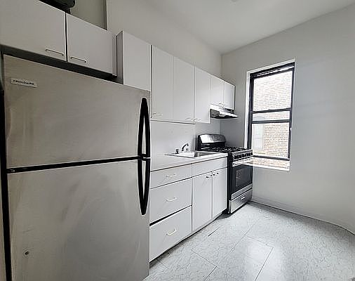 1st image of 3149 Broadway APT 22