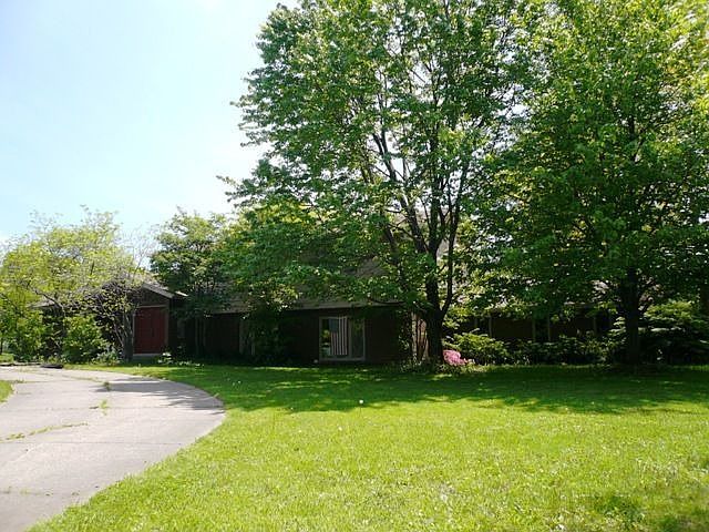 1st image of 24400 Shaker Blvd