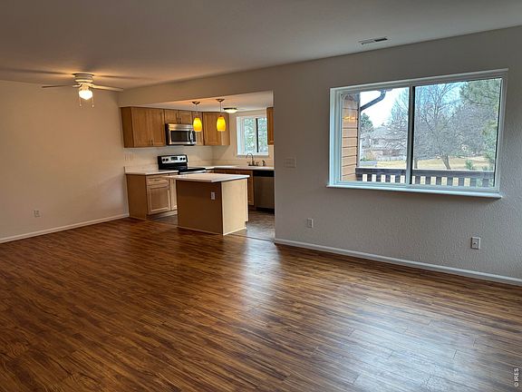 3rd image of 6146 Willow Ln