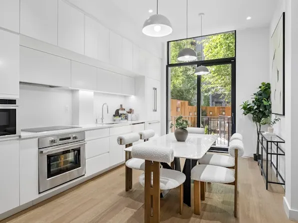 240 West 123rd Street image 2 of 12