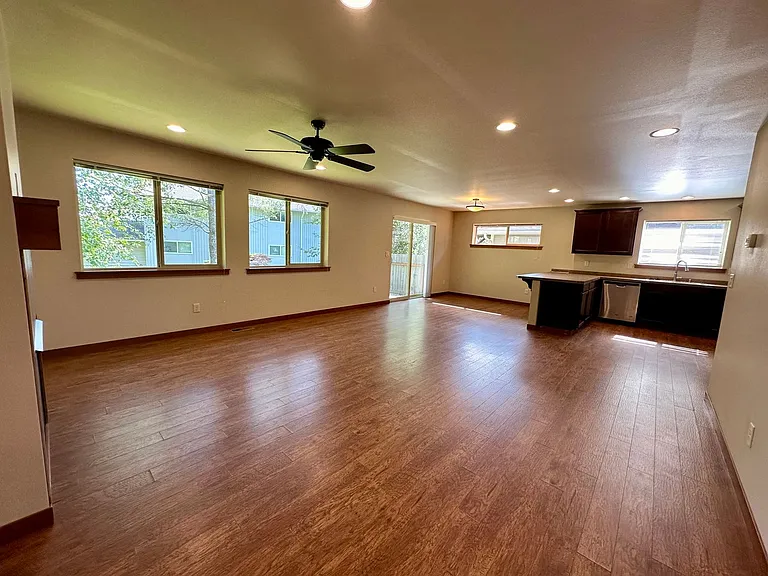 5831 Pioneer Ridge Pl — Photo 5