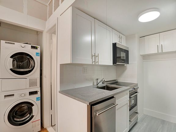 5th image of 124 W 73rd St #7