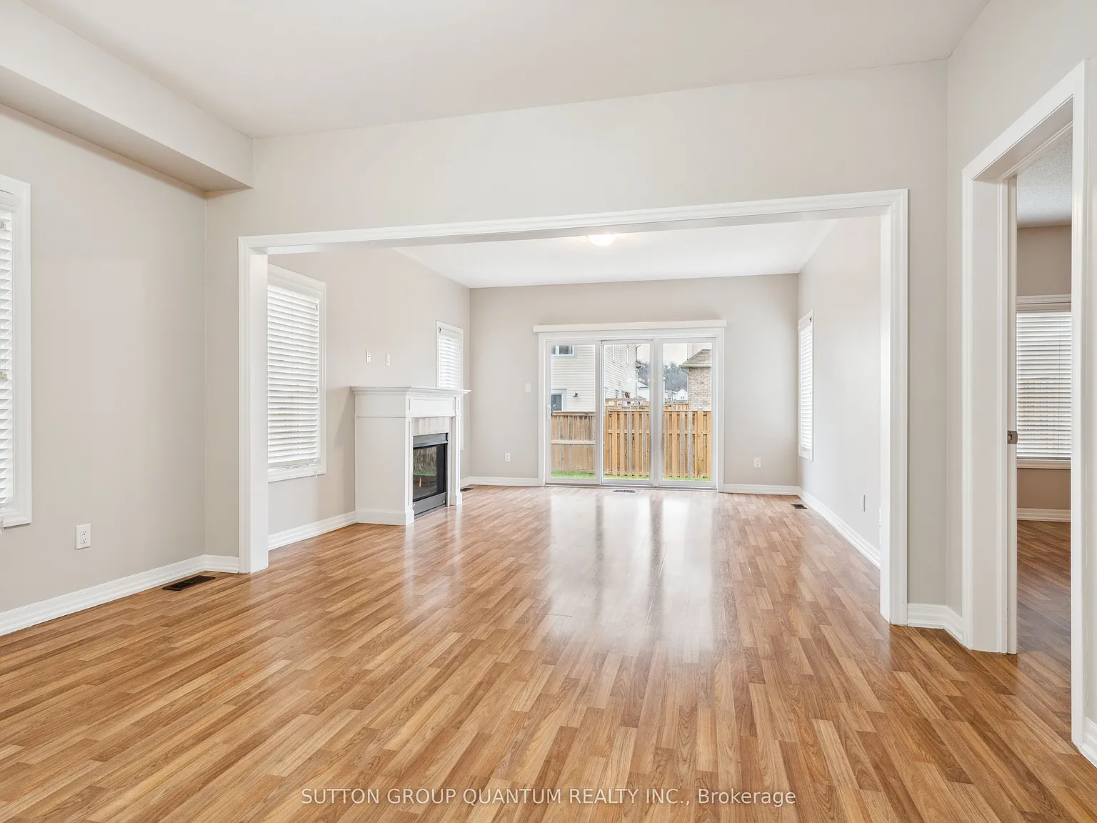 4 bed, $3,200 — Photo 2