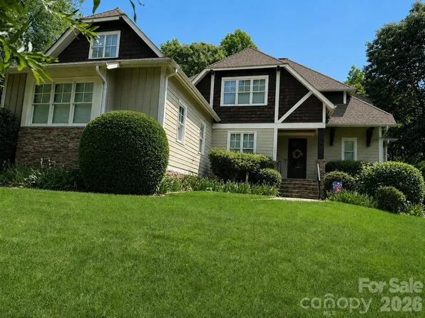 184 Ashmore Cir, Troutman, NC 28166