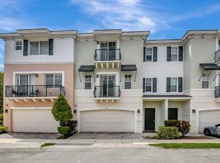 559 NW 39th Cir, Boca Raton, FL 33431