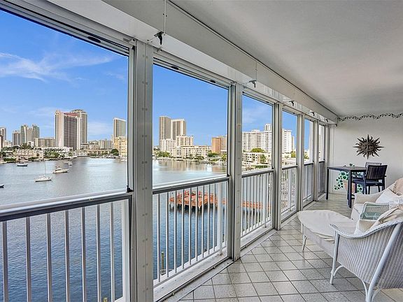 3rd image of 410 Golden Isles Dr APT 708