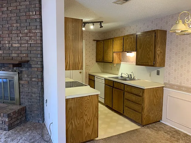 4074 Russell Ave — Photo 11