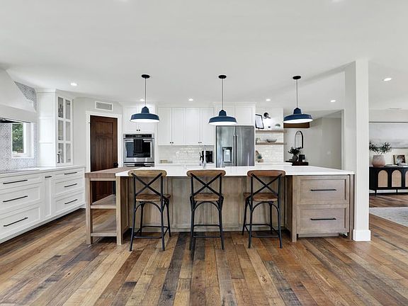 2nd image of 15459 Glentree Rd