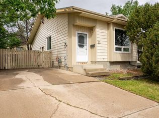 23 E Dakota Rd W, Lethbridge, AB T1K5L4