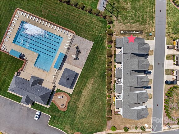 2nd image of 105 Brookshire Ln #E