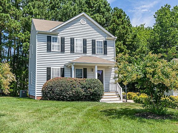 3rd image of 1708 Leslie Ln