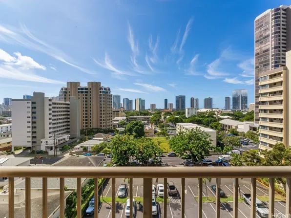 1050 Kinau St APT 807, Honolulu, HI 96814