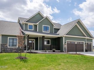 1301 Rye Dr, Van Wert, OH 45891