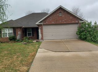 700 SW Castlewood St, Bentonville, AR 72712