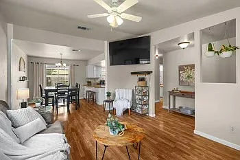 4310 Swallowtail Ct — Photo 10