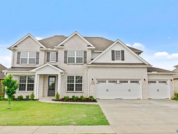 2nd image of 110 Slade Thomas Dr