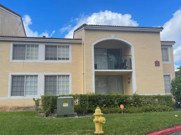 1743 Village Boulevard #107, West Palm Beach, FL 33409