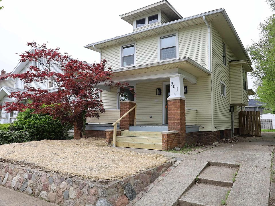 1st image of 901 Forest Ave