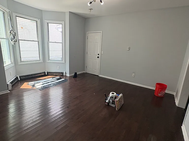 36-38 Halsted St #1 — Photo 4
