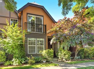 7060 NE Cherry Dr, Hillsboro, OR 97124