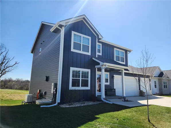 1391 Cardinal Ridge Dr, Newton, IA 50208