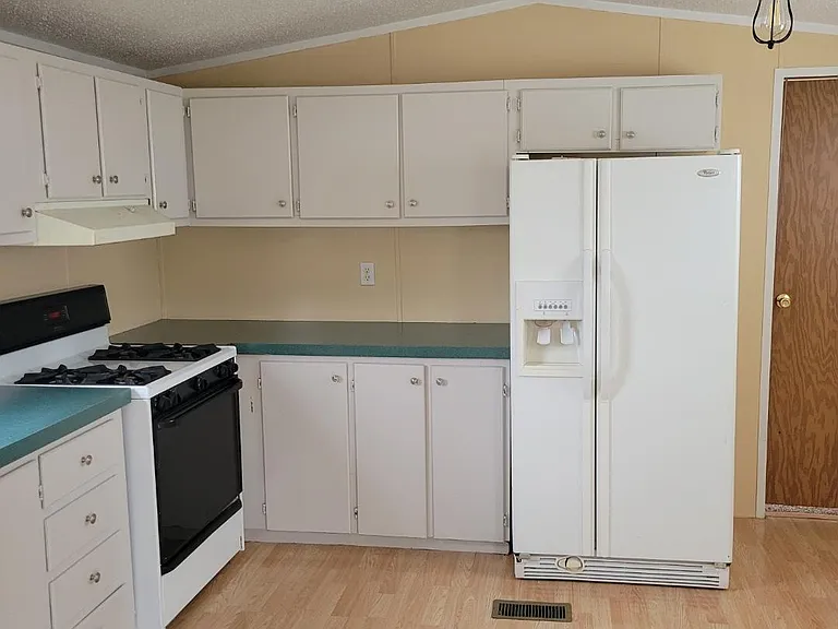 32870 Waverly St #38 — Photo 3