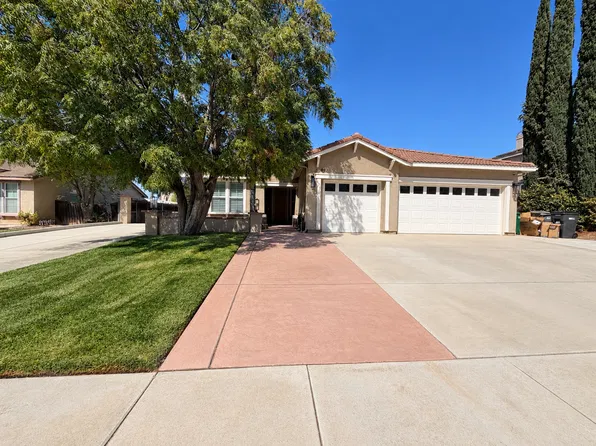 32446 Perigord Rd, Winchester, CA 92596