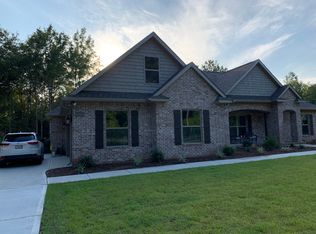 5213 Hamilton Ln, Pace, FL 32571