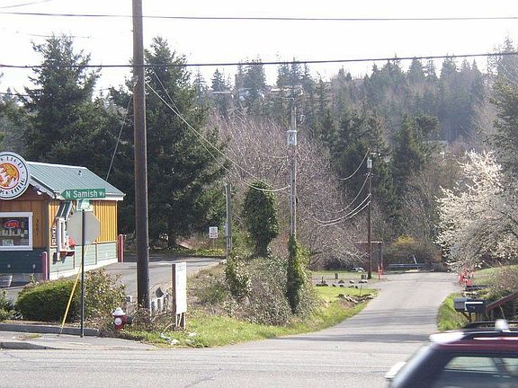 Consolidation looking East - subject between 2nd and 3rd power pole
