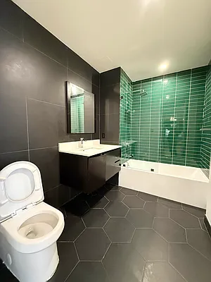 Rented by ERNY LLC | media 13