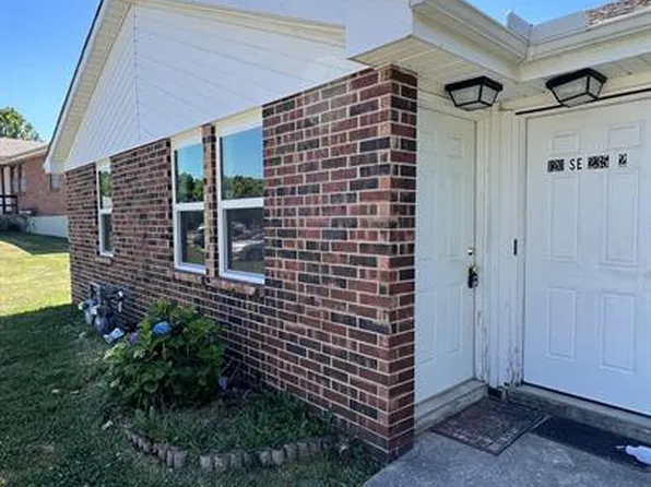 120 SE 235th Rd #2, Warrensburg, MO 64093