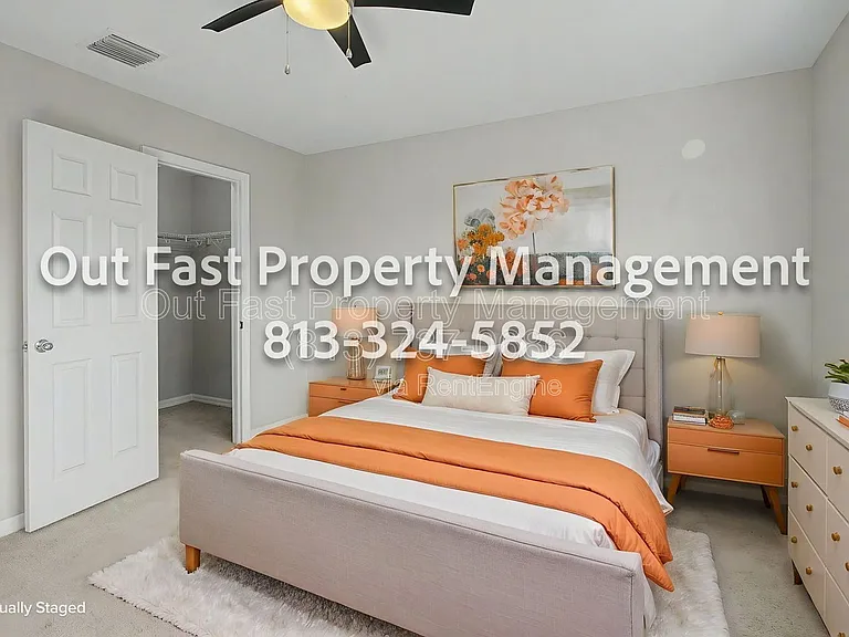 6919 Holly Heath Dr — Photo 13