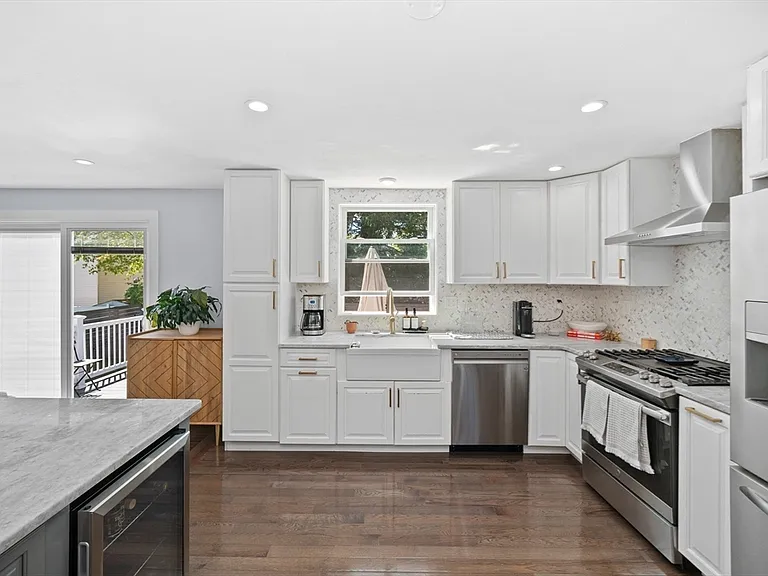 59 Wyvern St — Photo 10