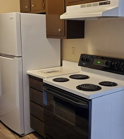 Atwell Grove 401/311 — Photo 5