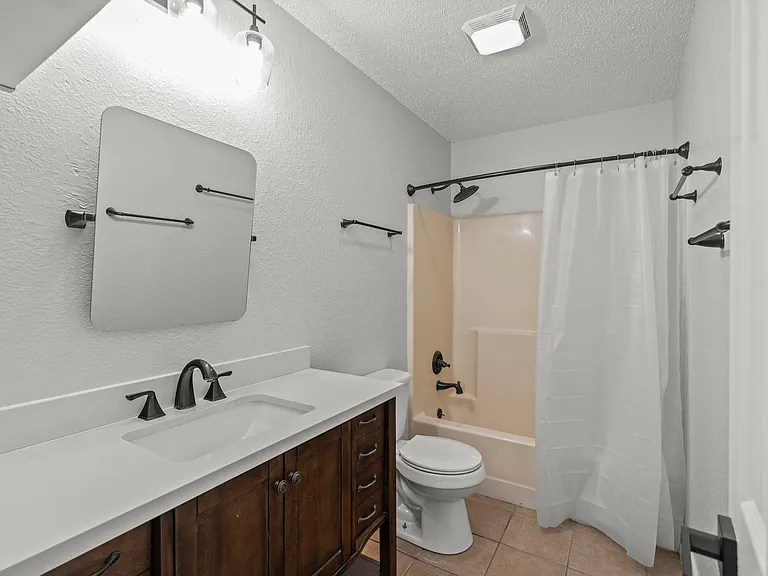 438 E Pine Ridge Dr — Photo 16