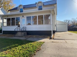 408 S Base St, Morrison, IL 61270