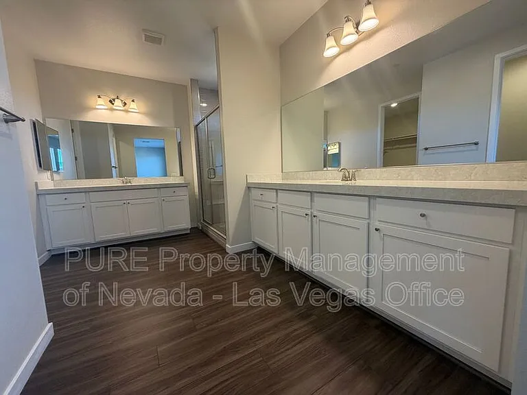 10661 Valletta Ave — Photo 32