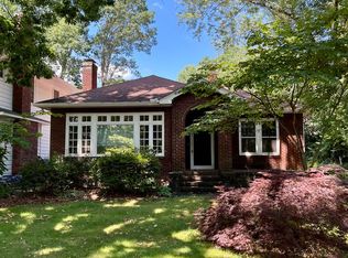 1527 Druid Hills Ave, Hendersonville, NC 28791