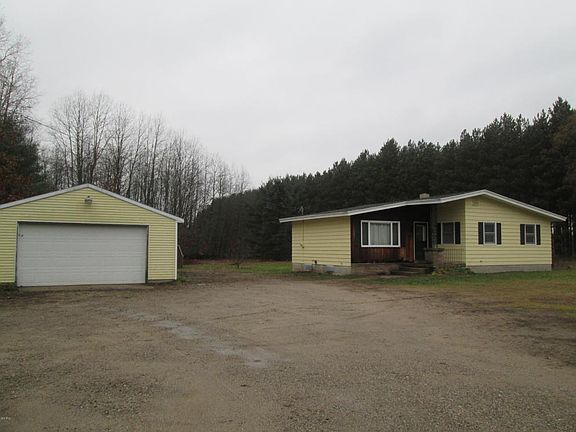 2nd image of 21899 205th Ave