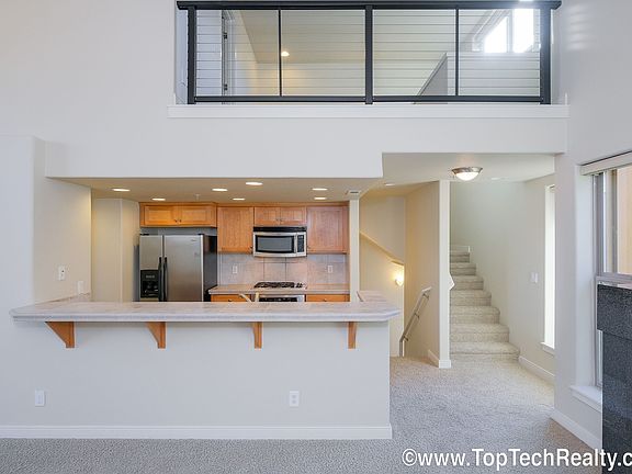 2nd image of 6249 NE Carillion Dr Unit 201