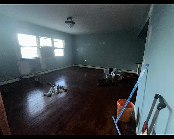 10 Darling Ave — Photo 1