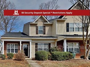 26 Sidney Marie Ct, Greensboro, NC 27407