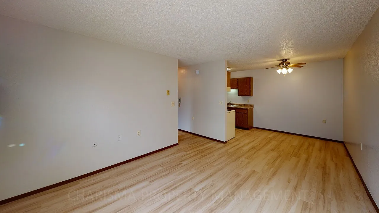 Olive Grove Apartments — Photo 2