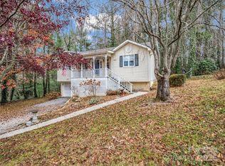 112 Serenity Cir, Hendersonville, NC 28792