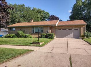 404 Rockport Rd, Janesville, WI 53548