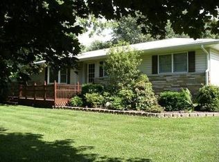 3584 Shaffer Rd, Ellwood City, PA 16117